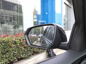 2022p 550T RS 9AT ؽ ^