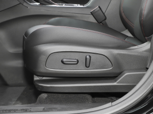 2022p 550T RS 9AT ؽ {{