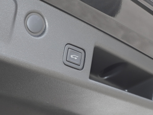 2022p 550T RS 9AT ؽ g