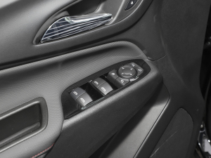 2022p 550T RS 9AT ؽ {܇ƅ^	