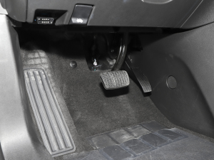 2022p 550T RS 9AT ؽ п؅^