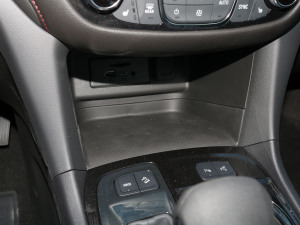 2022p 550T RS 9AT ܺ g