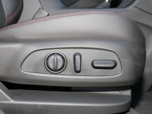 2022p 550T RS 9AT ܺ g