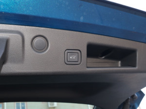 2022p 550T RS 9AT ܺ g