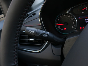 2022p 550T RS 9AT ܺ п؅^