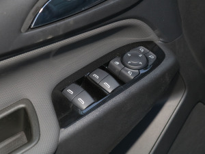 2022p 550T RS 9AT (q)ܺ п؅^(q)