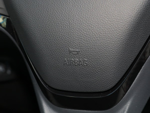 2022p 550T RS 9AT (q)ܺ п؅^(q)