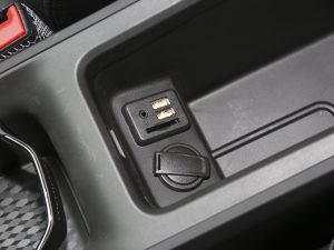 2022�������� Plus ���g����