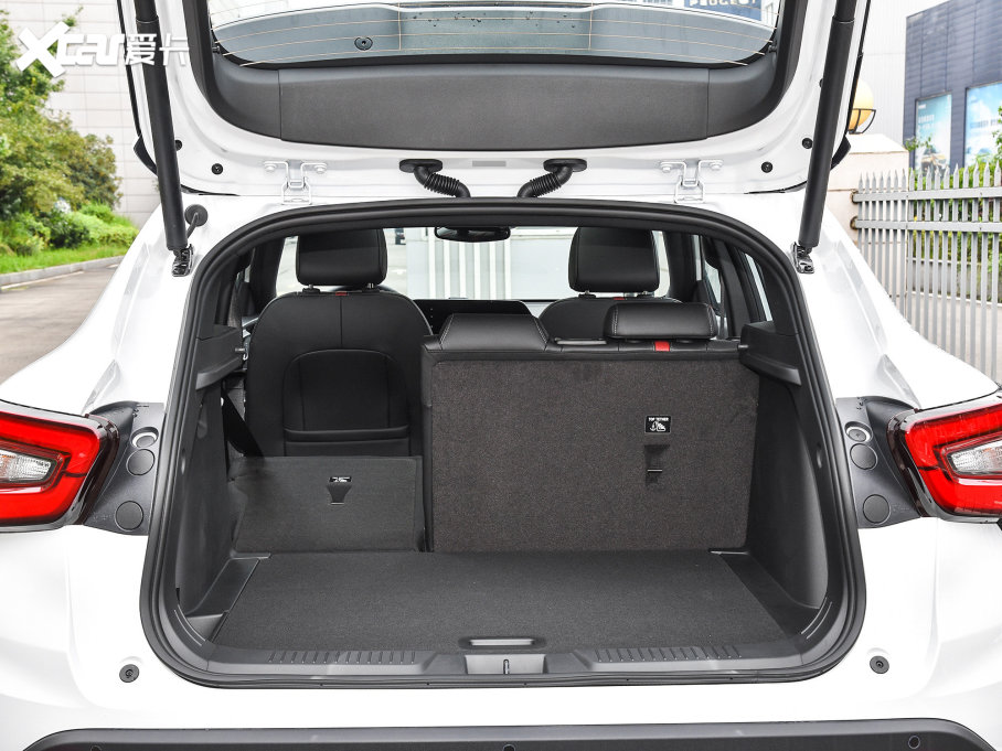 2022�����~�_ 1.5T CVT RS�䳱��