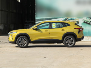 2022款1.5T CVT潮智版 正侧（左）