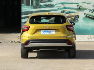 2022款1.5T CVT潮智版 正后	