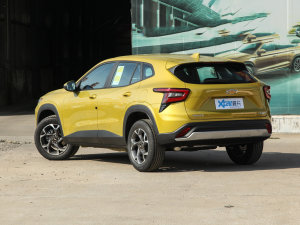 2022款1.5T CVT潮智版 左后45度