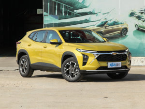 2022款1.5T CVT潮智版 右前45度