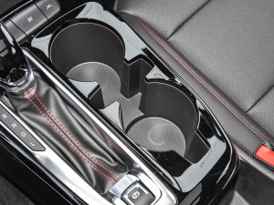 20221.5T CVT RS䳱 ǰű