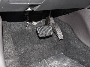 20221.5T CVT RS䳱 п؅^(q)