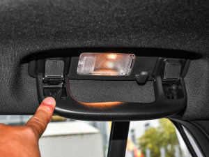 20221.5T CVT RS䳱 п؅^(q)