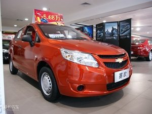 2010款1.2L 手动温馨版 整体外观