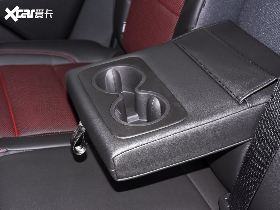 2023ѩm_ p 650T RS Twin-Clutch 