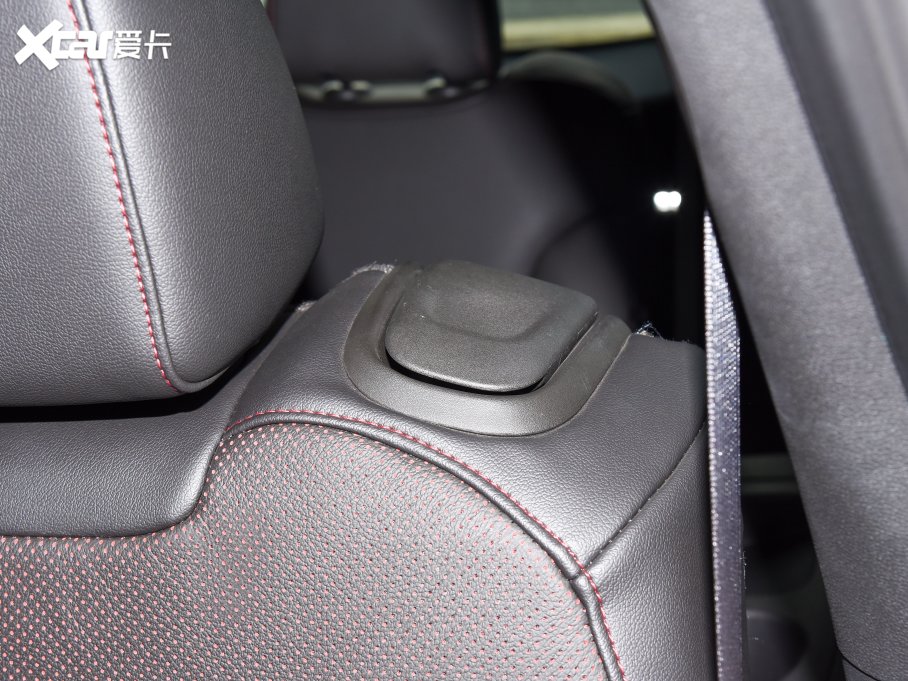 2023ѩm_ p 650T RS Twin-Clutch 