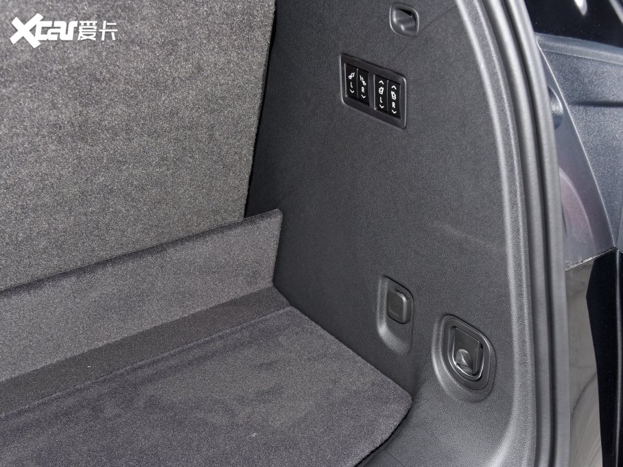 2023ѩm_ p 650T RS Twin-Clutch 