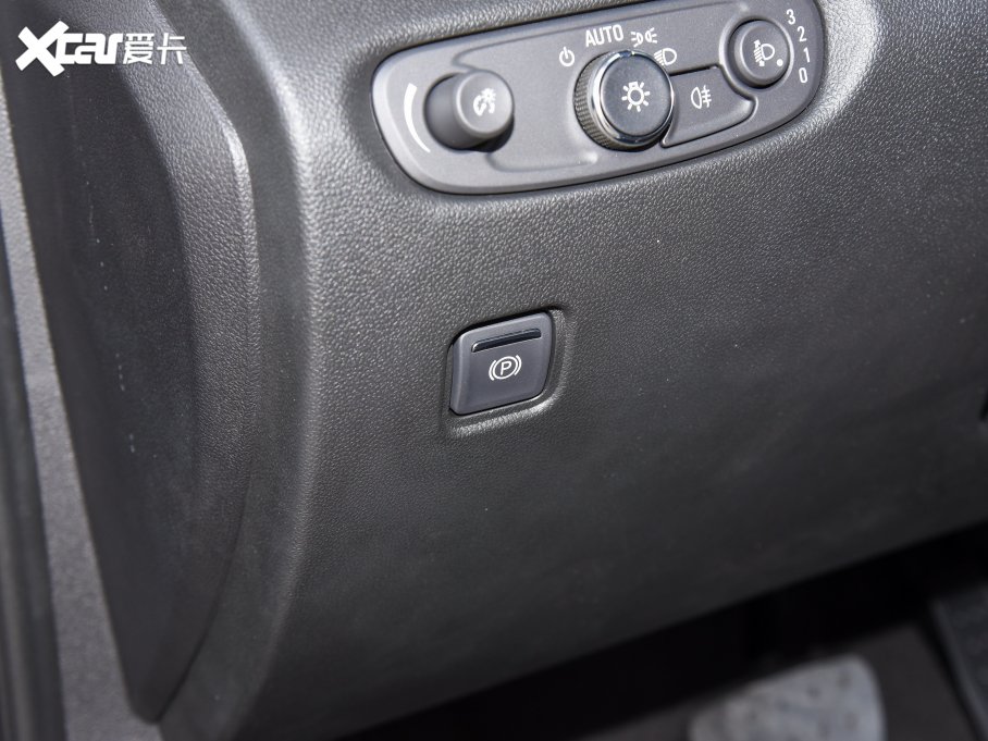 2023ѩm_ p 650T RS Twin-Clutch(q) 