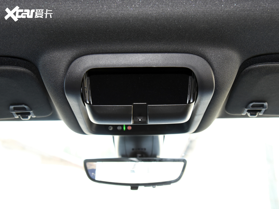 2023ѩm_ p 650T RS Twin-Clutch ҹ