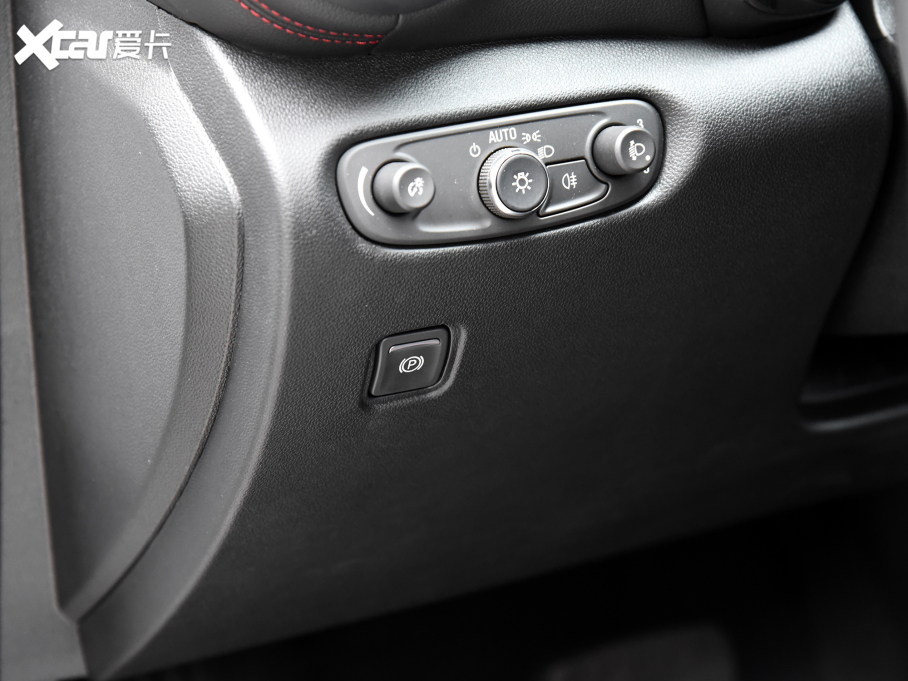 2023ѩm_ p 650T RS Twin-Clutch ҹ