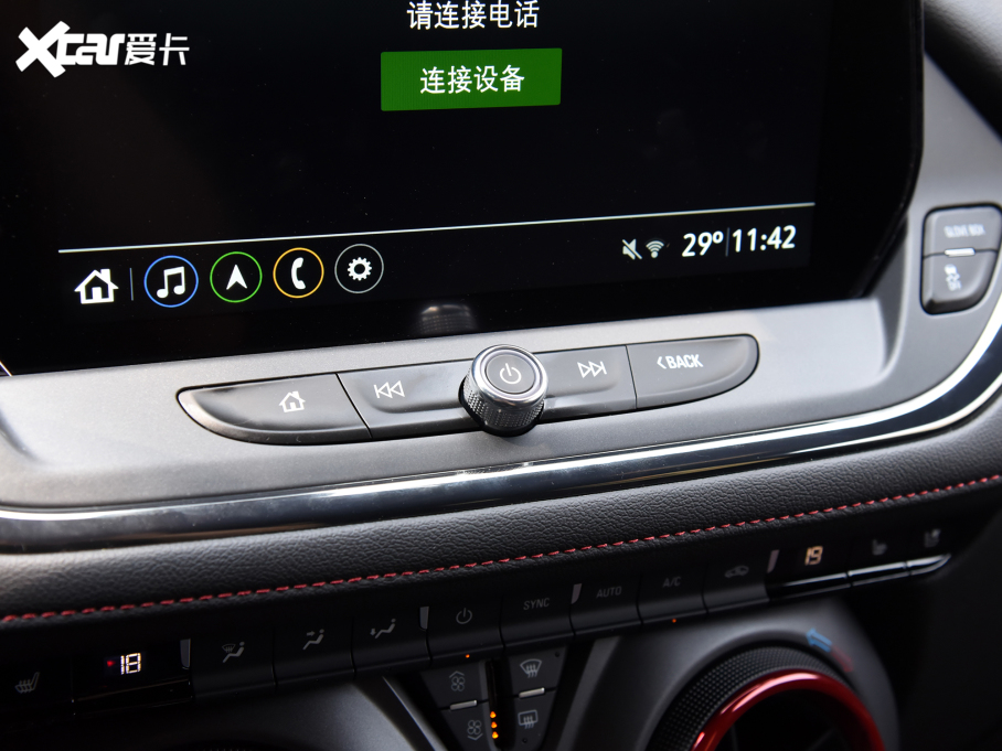 2023ѩm_ p 650T RS Twin-Clutch(q) ҹ