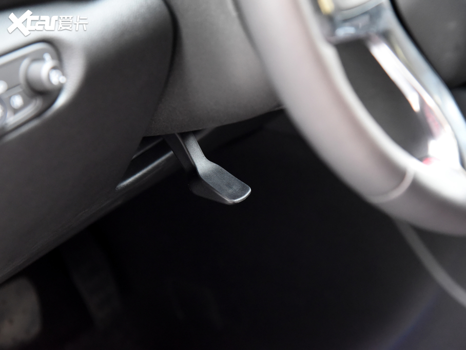 2023ѩm_ p 650T RS Twin-Clutch ҹ