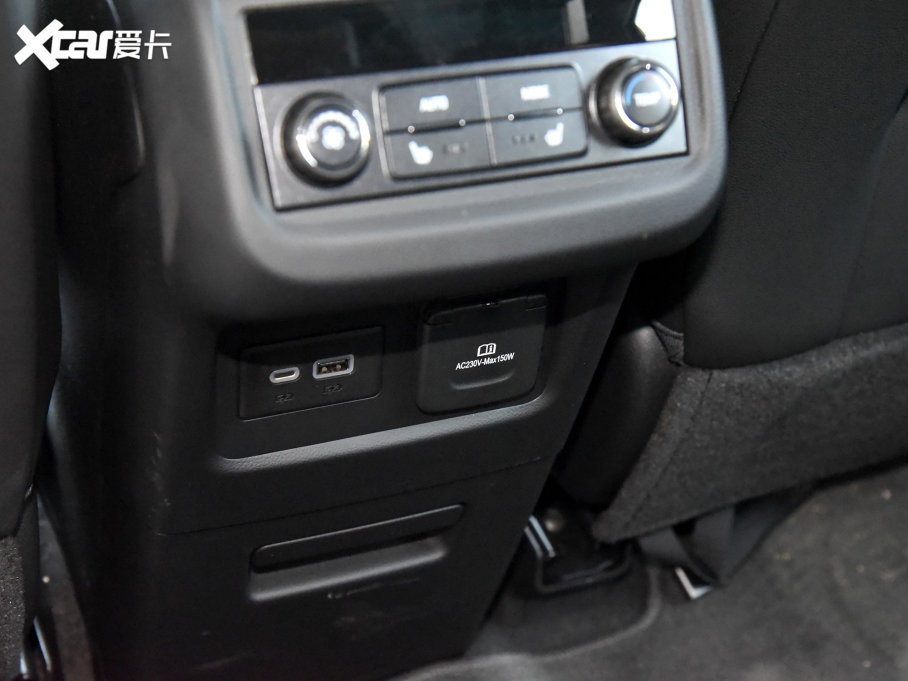 2023ѩm_ p 650T RS Twin-Clutch ҹ