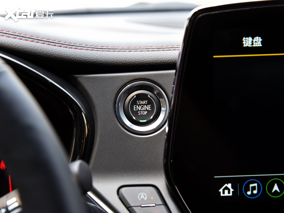 2023ѩm_ p 650T RS Twin-Clutch ҹ