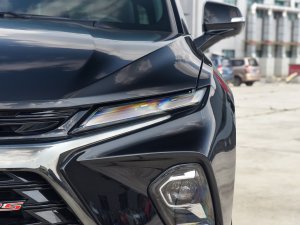 2023p 650T RS Twin-Clutch  ^