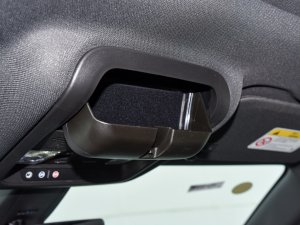 2023p 650T RS Twin-Clutch  g