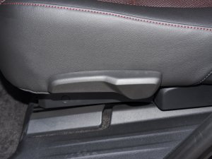 2023p 650T RS Twin-Clutch  g