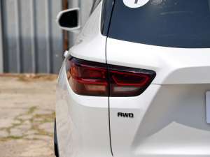 2023p 650T RS Twin-Clutch ҹ ^