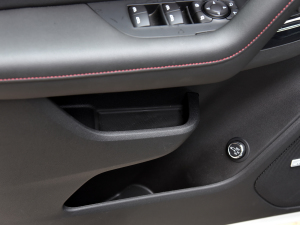 2023p 650T RS Twin-Clutch ҹ g