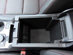 2023p 650T RS Twin-Clutch ҹ g