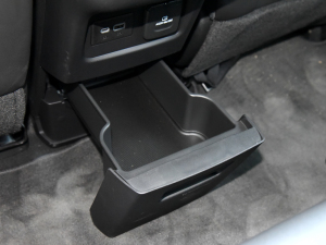 2023p 650T RS Twin-Clutch ҹ g