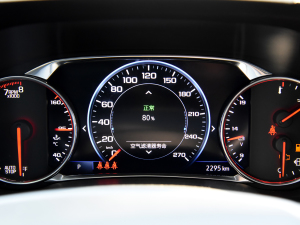 2023p 650T RS Twin-Clutch ҹ п؅^