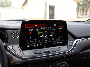 2023p 650T RS Twin-Clutch ҹ п؅^