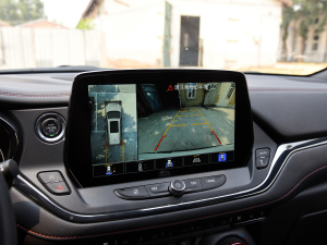 2023p 650T RS Twin-Clutch ҹ п؅^