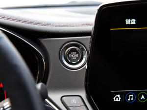 2023p 650T RS Twin-Clutch ҹ п؅^