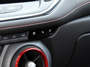 2023p 650T RS Twin-Clutch ҹ п؅^