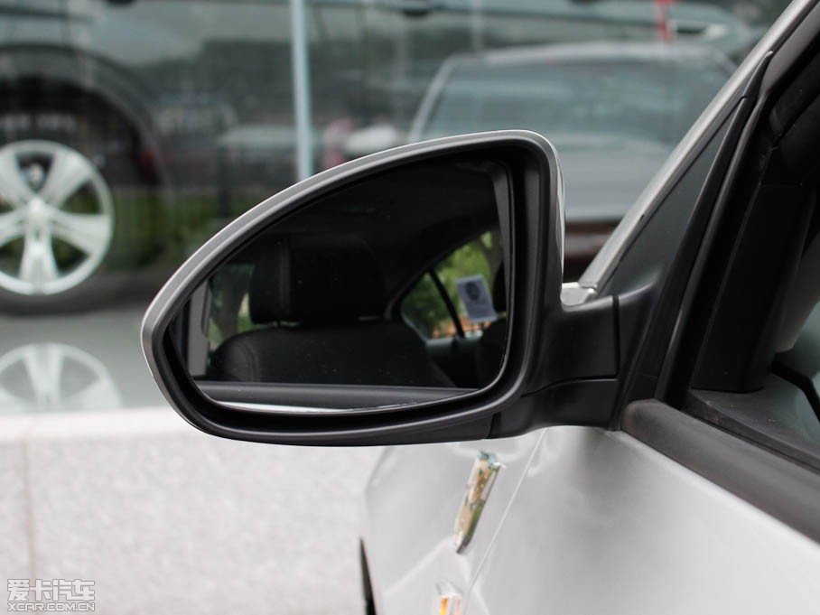 2011Ɲ 1.6L ք SE׃ν