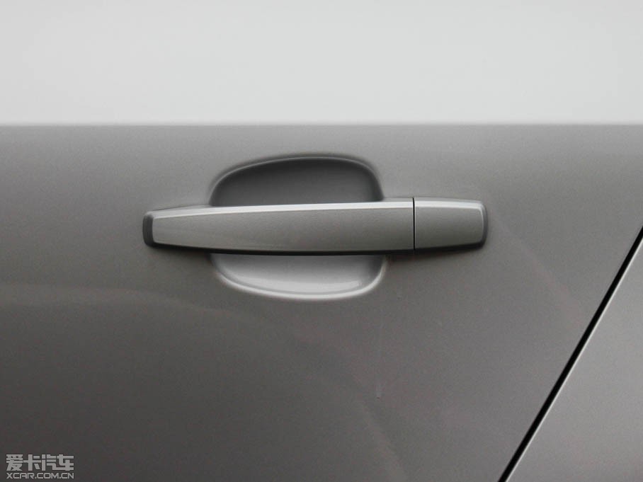 2011Ɲ 1.6L ք SE׃ν