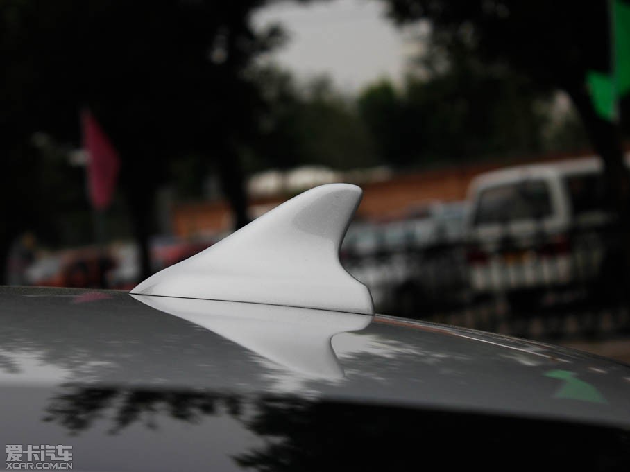 2011Ɲ 1.6L ք SE׃ν