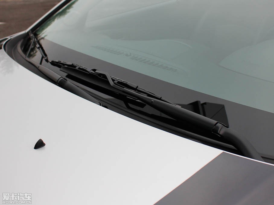 2011Ɲ 1.6L ք SE׃ν