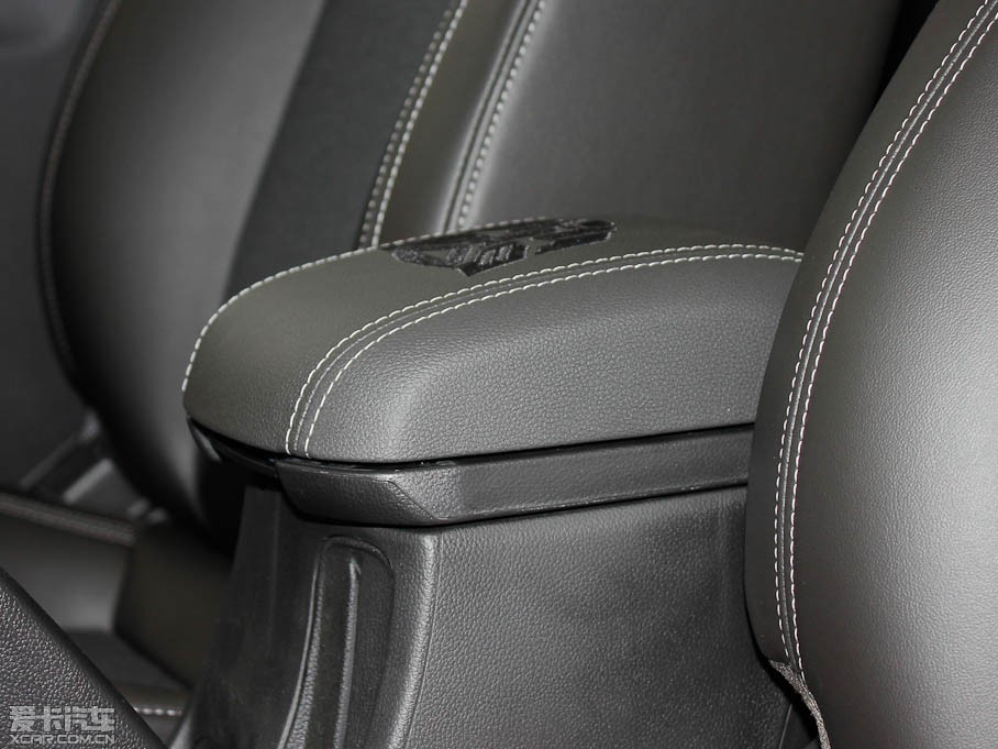 2011Ɲ 1.6L ք SE׃ν