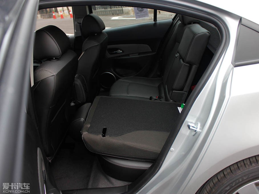 2011Ɲ 1.6L ք SE׃ν