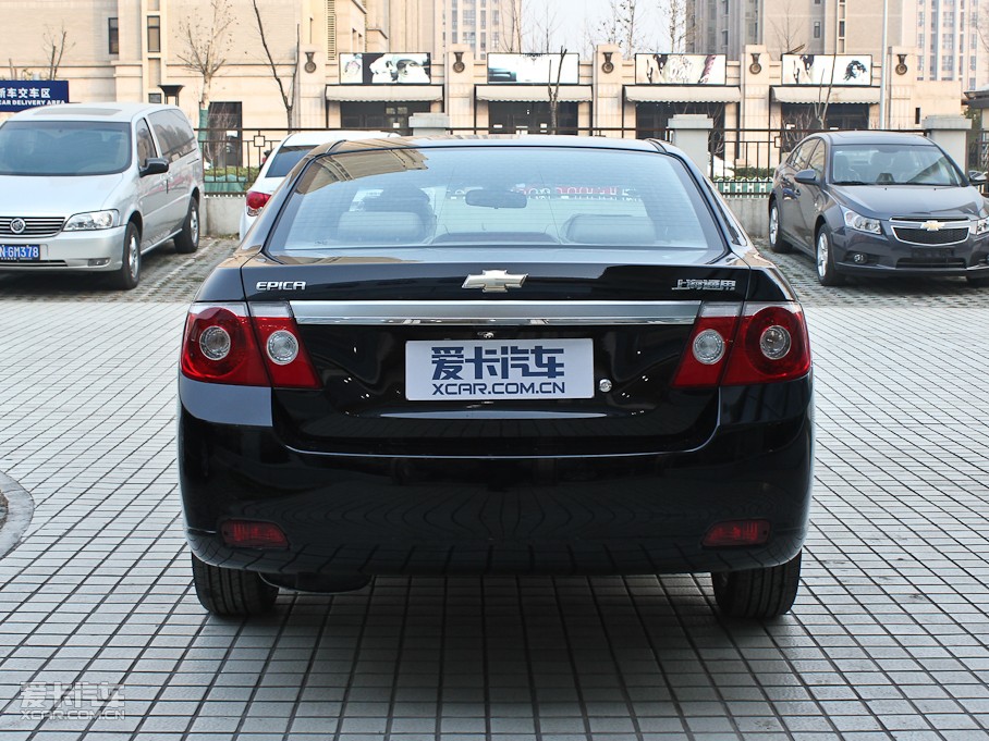 2011 1.8L Զ